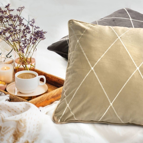 Poszewka velvet Margo 45x45 beżowa