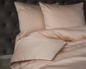 Pościel z makosatyny brzoskwiniowa z białą lamówką 160x200 Pure