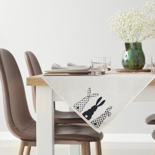 Serweta wielkanocna 85x85 Czarno Białe Zajączki