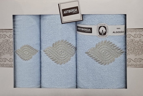 Komplet błękitnych ręczników w pudełku 3 części haft liście