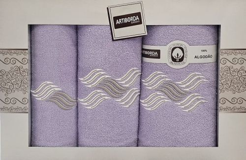 Komplet lawendowych ręczników w pudełku 3 części haft symetryczne fale