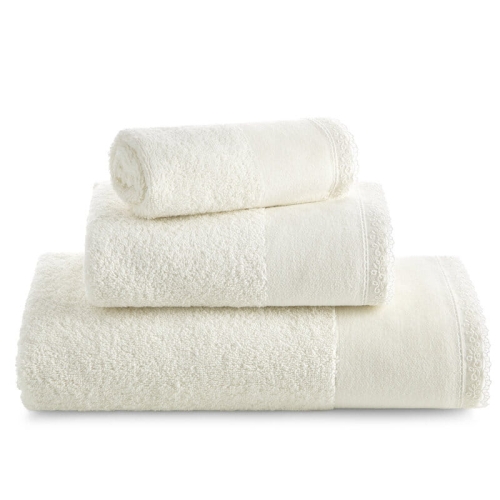 Ręcznik bawełniany Emi 50x90 kremowy z koronką