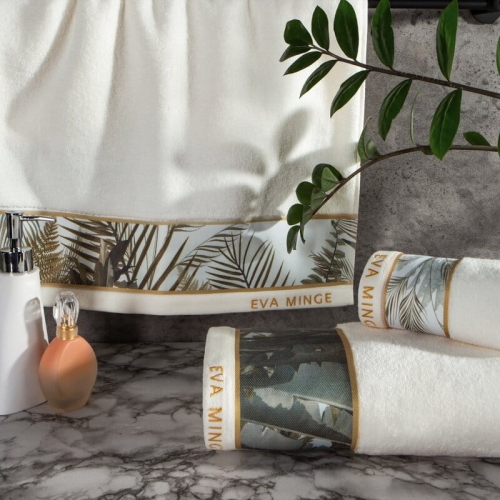 Komplet ręczników białych z motywem roślinnym Ewa Minge w pudełku trzy częściowych