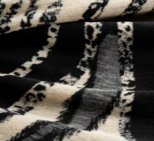 Koc akrylowy 150x200 Zebra