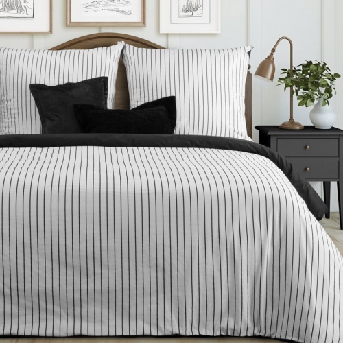 Komplet pościeli z bawełny satynowej 220x200 biało czarnej w pasy