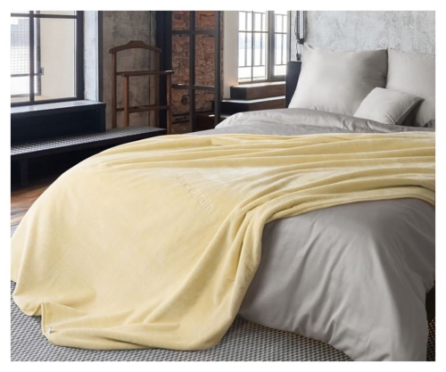 Koc 220x240 kremowy Pierre Cardin